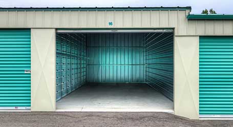 StorageMart almacenamiento accesible en vehículo en Nampa